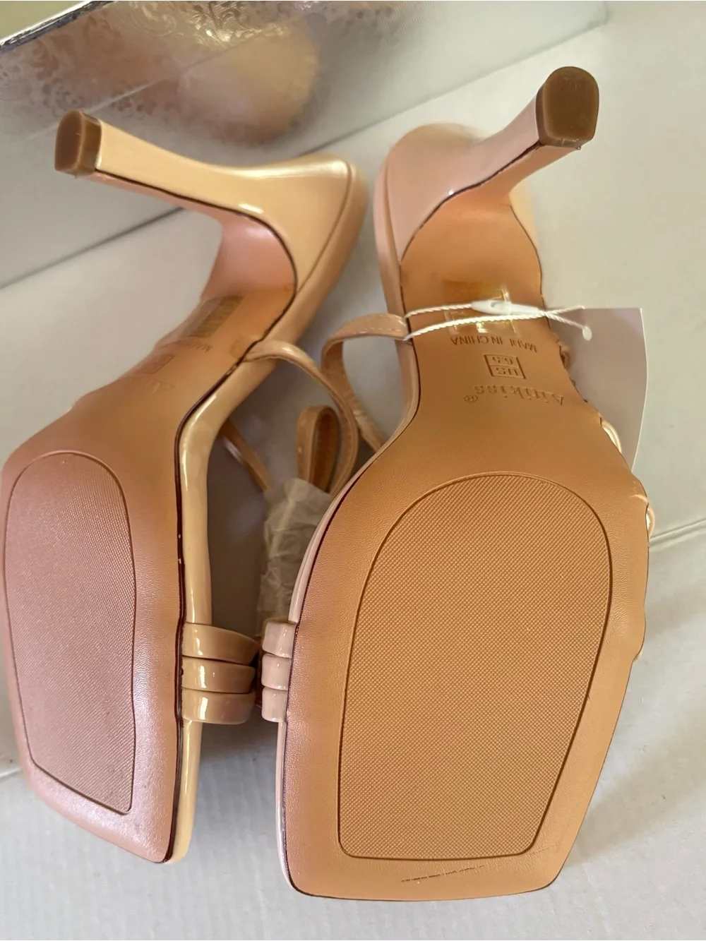 AITIKISS Women's Nude Strappy Square-Toe Heels New in Box 6 1/2
